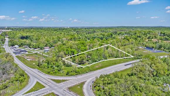 2.7 Acres of Commercial Land for Sale in Crossville, Tennessee