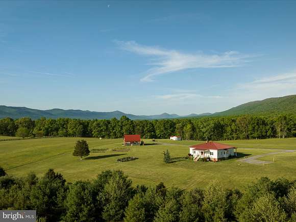 18 Acres of Land with Home for Sale in Fort Valley, Virginia