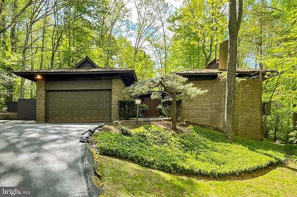 2.99 Acres of Residential Land for Sale in McLean, Virginia