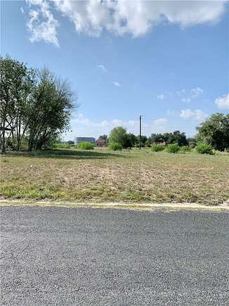 0.31 Acres of Commercial Land for Sale in Beeville, Texas