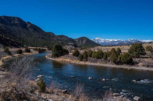 2.7 Acres of Land for Sale in Cotopaxi, Colorado