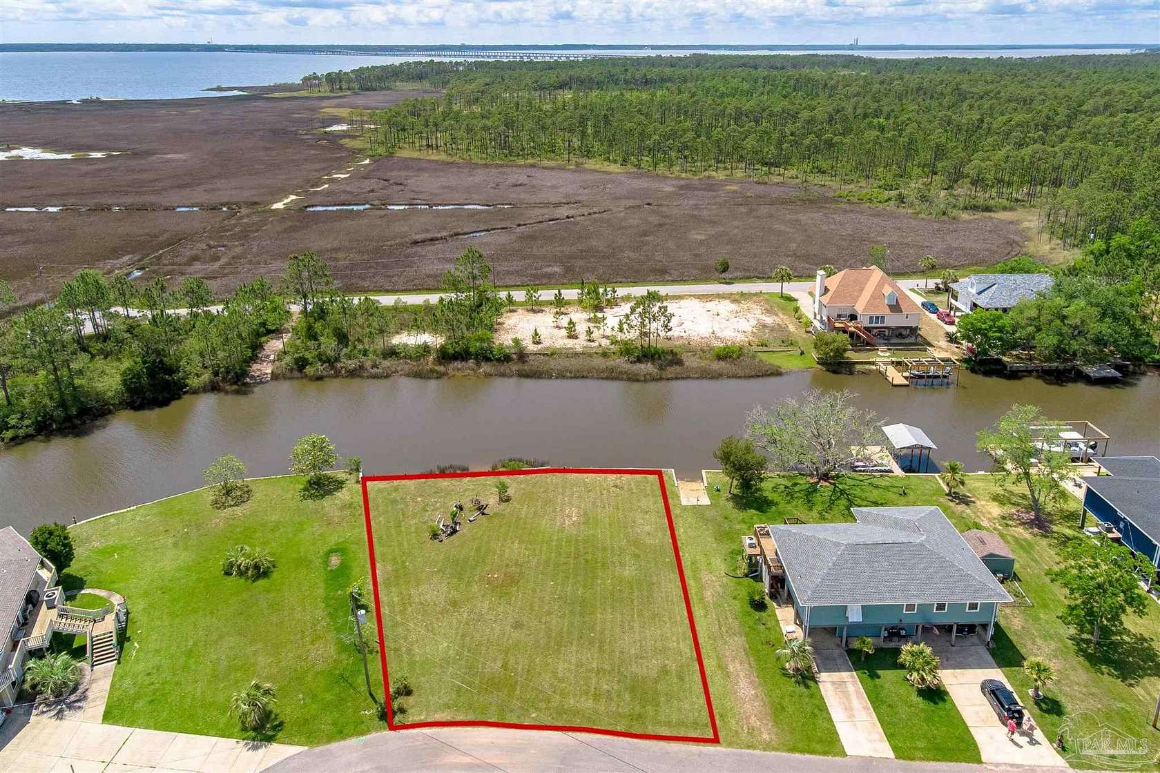 0.33 Acres of Residential Land for Sale in Milton, Florida