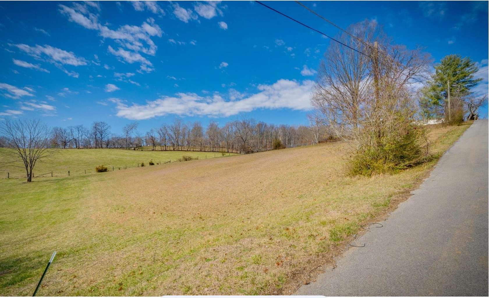 1 Acre of Residential Land for Sale in Church Hill, Tennessee