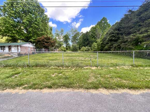 0.37 Acres of Residential Land for Sale in Bristol, Virginia