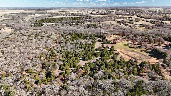 8 Acres of Land for Sale in Collinsville, Texas