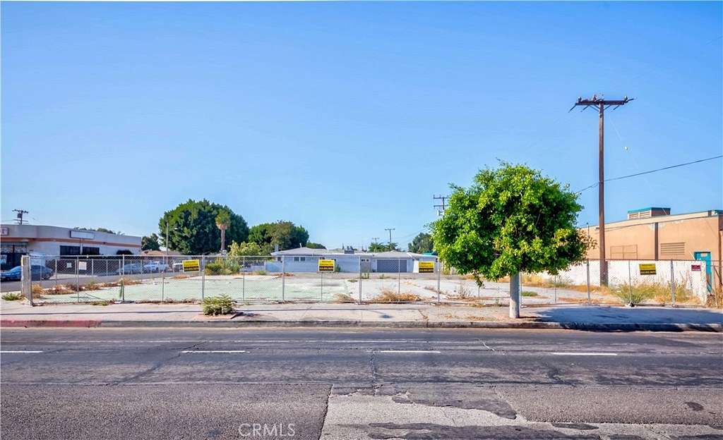 0.297 Acres of Commercial Land for Sale in Compton, California