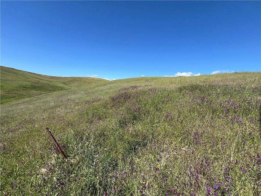 1 Acre of Land for Sale in Paso Robles, California