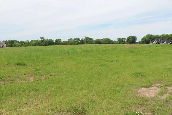 3 Acres of Residential Land for Sale in St. Paul, Missouri