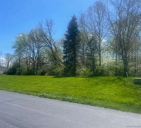 0.72 Acres of Residential Land for Sale in Linden, Michigan