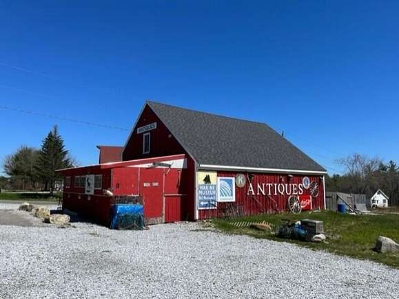 2 Acres of Improved Commercial Land for Sale in Warren, Maine