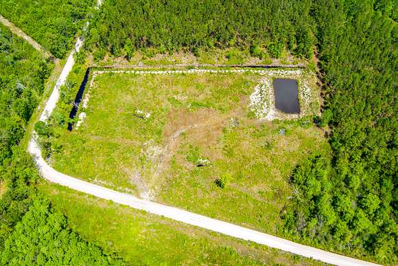 7.4 Acres of Recreational Land & Farm for Sale in Live Oak, Florida