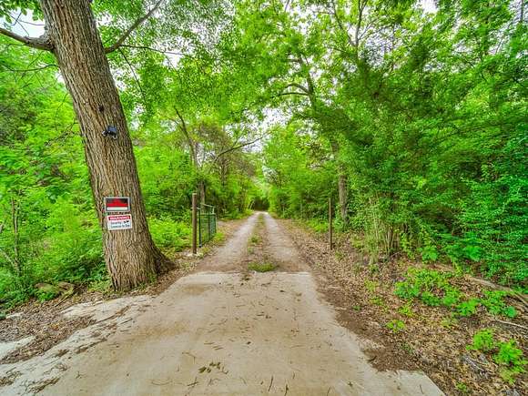 2.2 Acres of Residential Land with Home for Sale in DeSoto, Texas