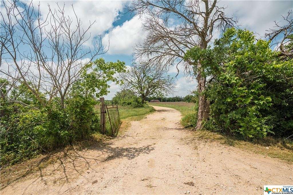 211 Acres of Recreational Land & Farm for Sale in Jonesboro, Texas