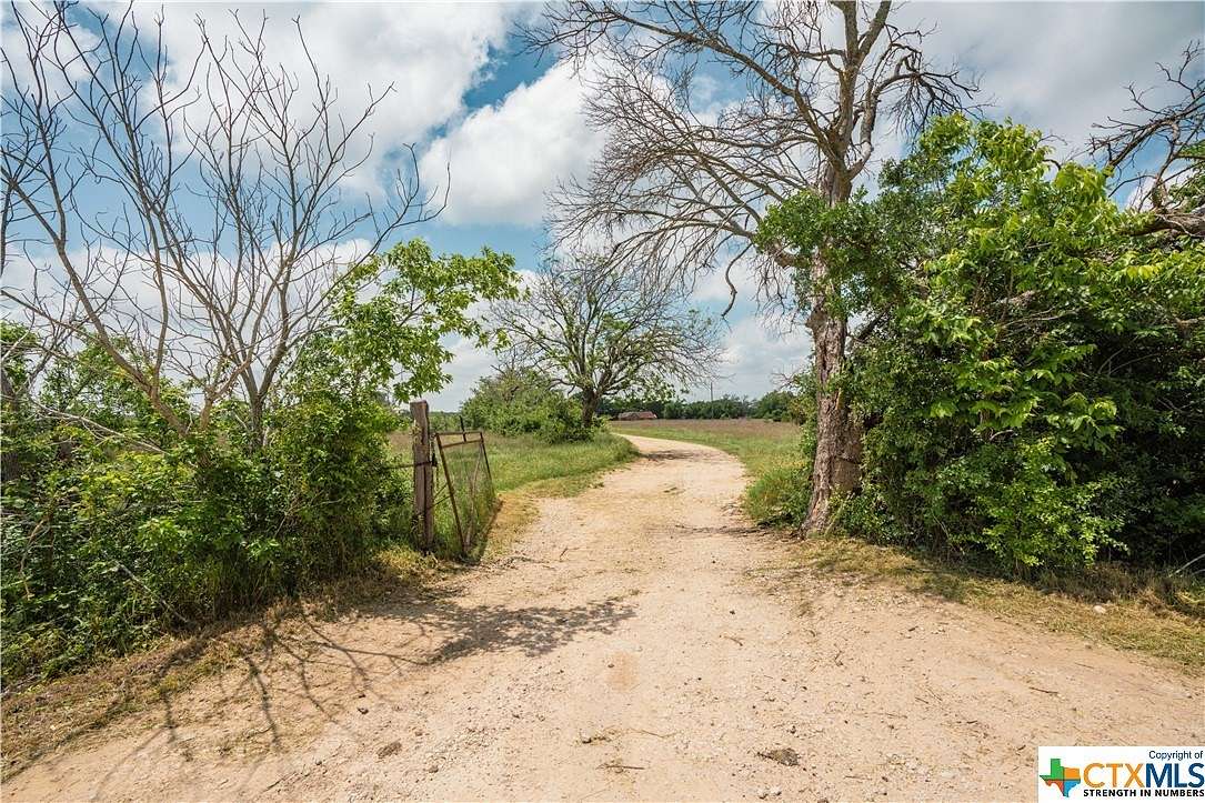 211 Acres of Recreational Land & Farm for Sale in Jonesboro, Texas