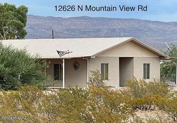 2.72 Acres of Residential Land with Home for Sale in Fort Thomas, Arizona
