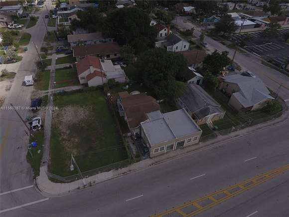 0.1 Acres of Commercial Land for Sale in Miami, Florida
