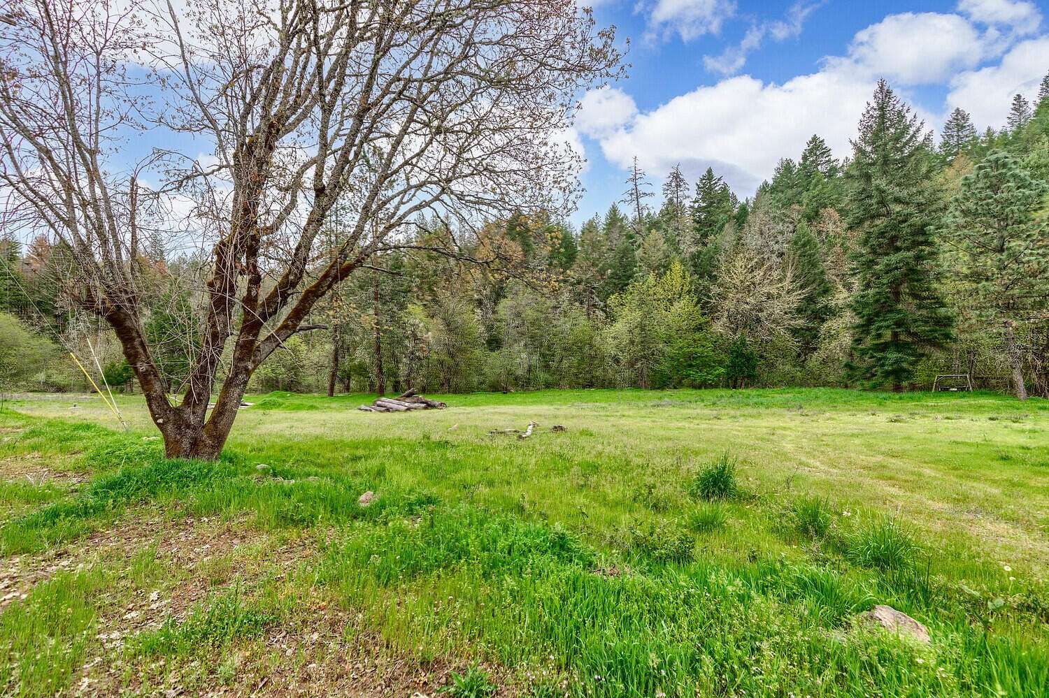 3.3 Acres of Residential Land for Sale in Trail, Oregon