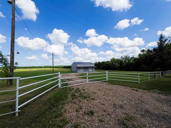30 Acres of Recreational Land for Sale in Bonham, Texas