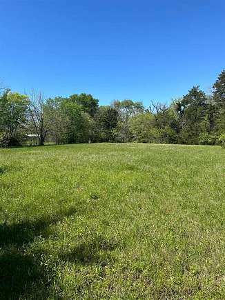 0.25 Acres of Residential Land for Sale in Greenville, Texas