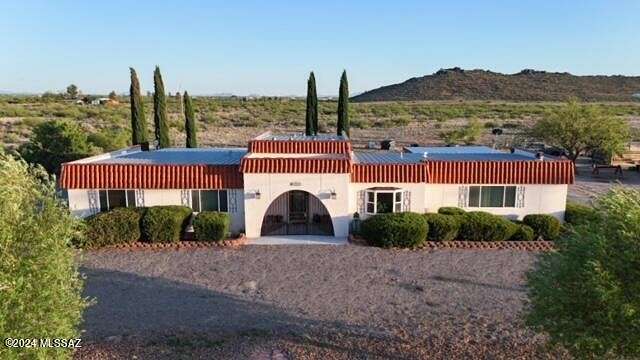 5 Acres of Residential Land with Home for Sale in Willcox, Arizona