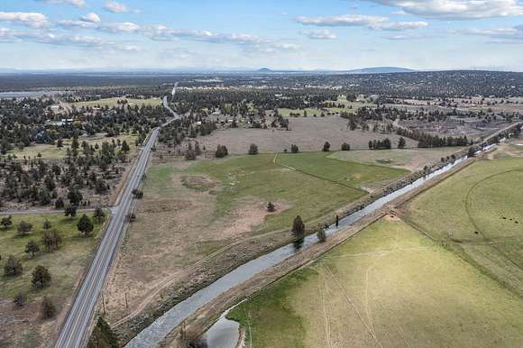 20 Acres of Agricultural Land for Sale in Redmond, Oregon
