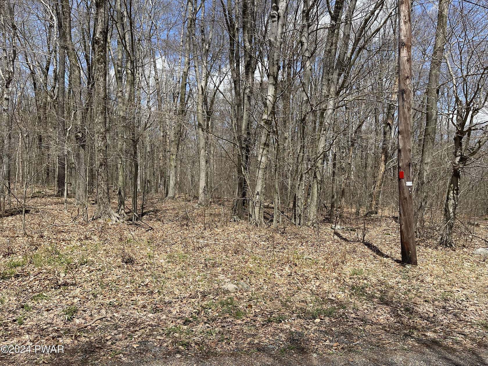0.95 Acres of Residential Land for Sale in Canadensis, Pennsylvania