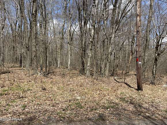 0.95 Acres of Residential Land for Sale in Canadensis, Pennsylvania