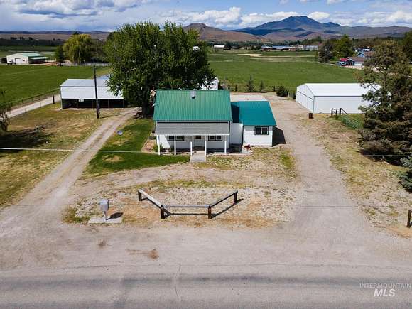 5 Acres of Land with Home for Sale in Emmett, Idaho