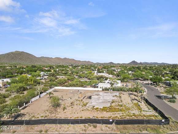 0.86 Acres of Residential Land for Sale in Scottsdale, Arizona