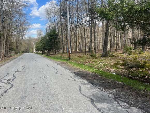 0.3 Acres of Residential Land for Sale in Pocono Lake, Pennsylvania