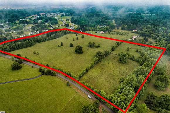 20.7 Acres of Land for Sale in Inman, South Carolina