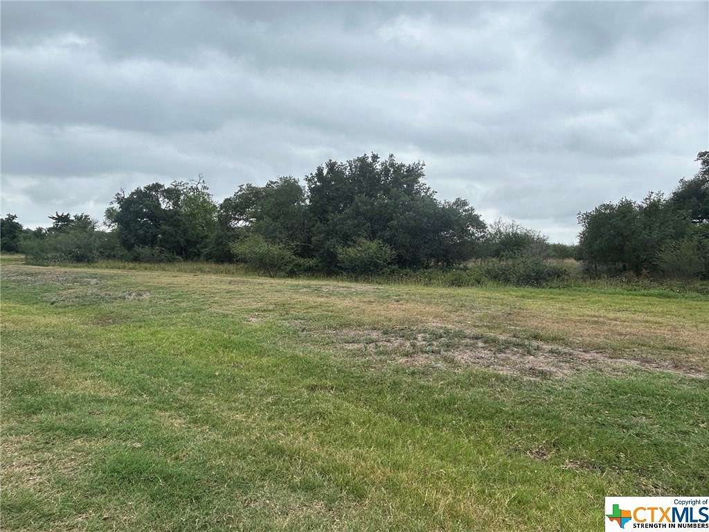 5.52 Acres of Residential Land for Sale in Inez, Texas