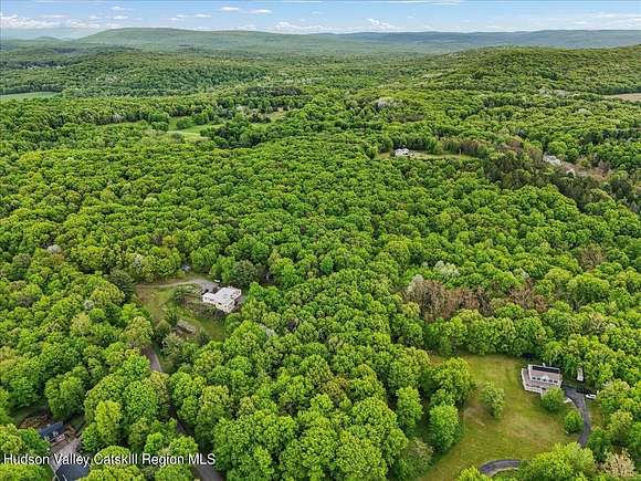 6.1 Acres of Residential Land for Sale in Milan, New York