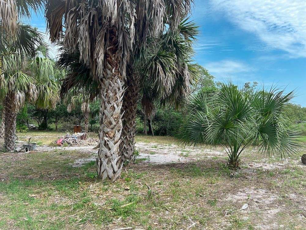 0.19 Acres of Land for Sale in Cedar Key, Florida