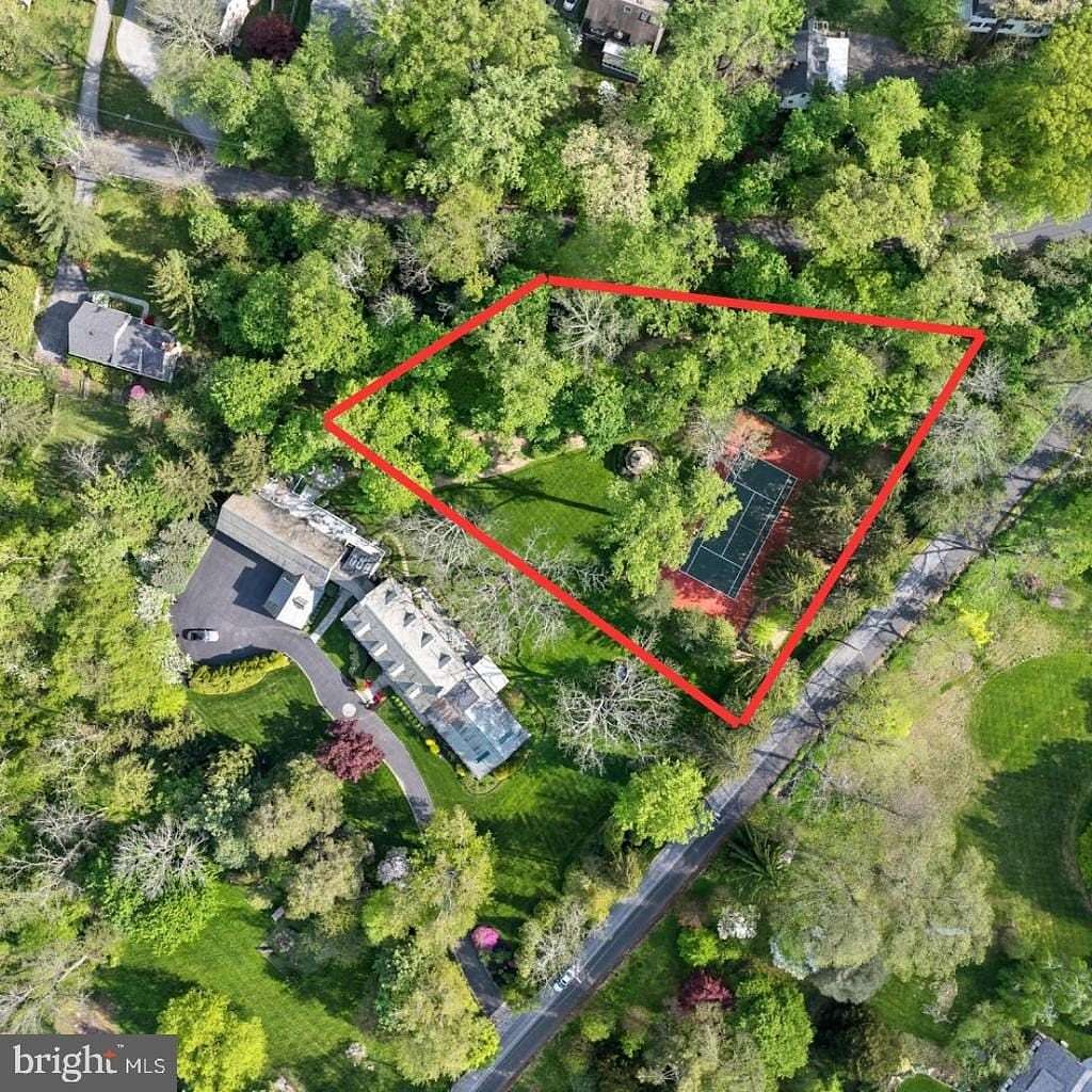 3.9 Acres of Residential Land with Home for Sale in Wayne, Pennsylvania