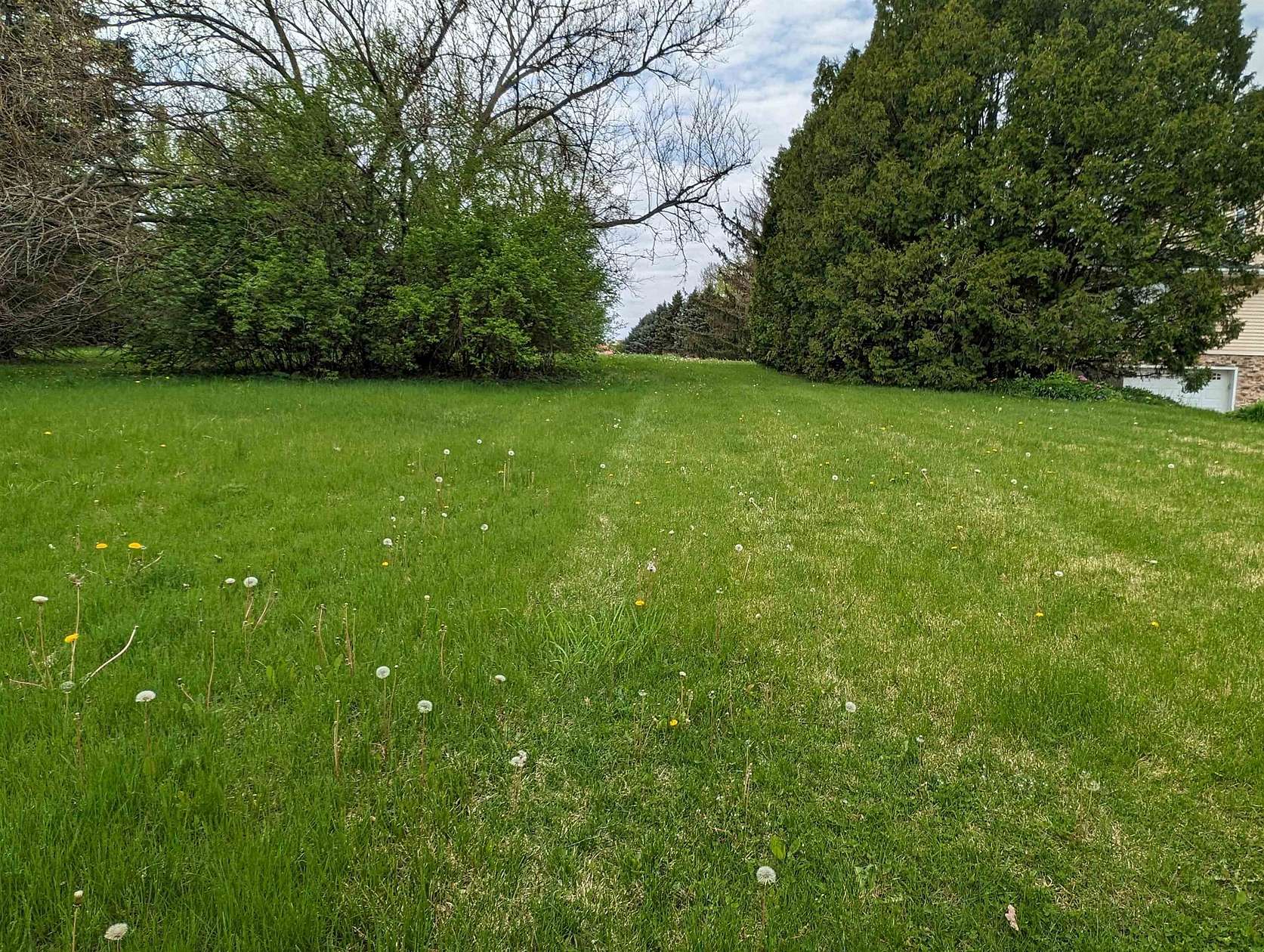 0.34 Acres of Land for Sale in Lake Summerset, Illinois