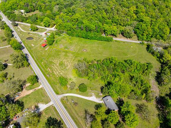 9 Acres of Land for Sale in Locust Grove, Arkansas