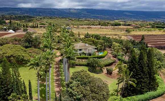 5 Acres of Residential Land with Home for Sale in Kula, Hawaii