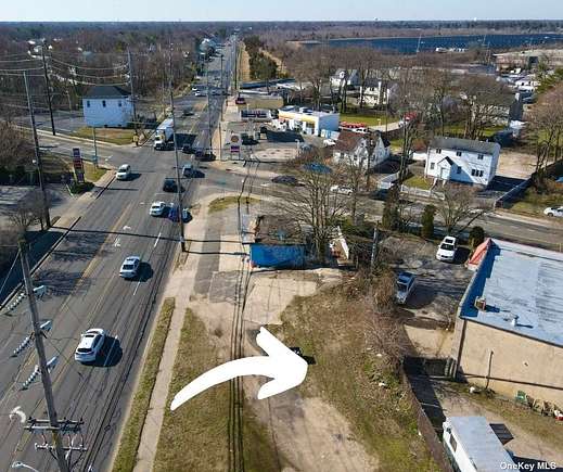 0.22 Acres of Commercial Land for Sale in West Babylon, New York