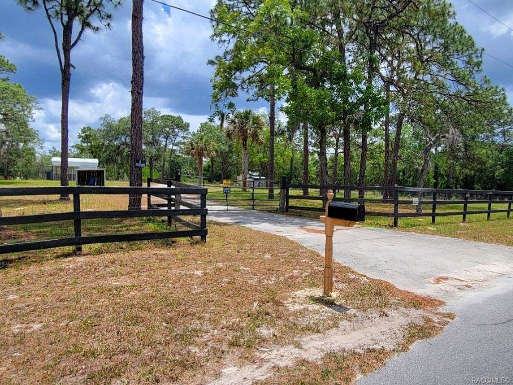 4.9 Acres of Land for Sale in Homosassa, Florida