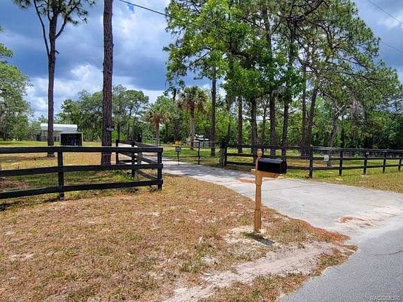 4.9 Acres of Land for Sale in Homosassa, Florida