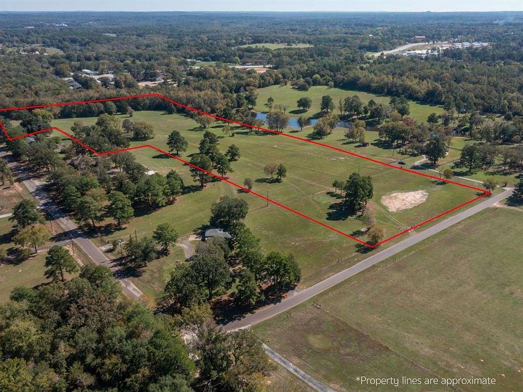 18 Acres of Recreational Land & Farm for Sale in Tyler, Texas