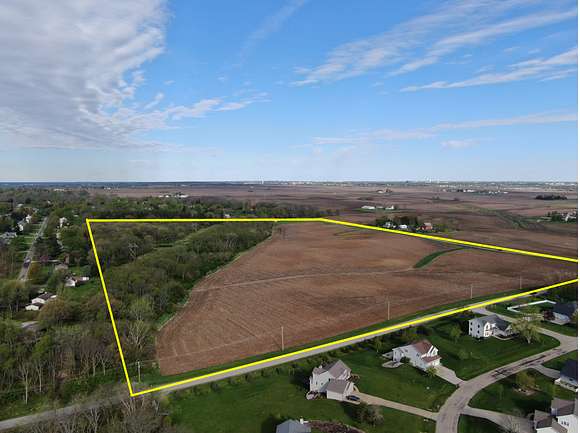 55.2 Acres of Recreational Land & Farm for Sale in Bloomington, Illinois