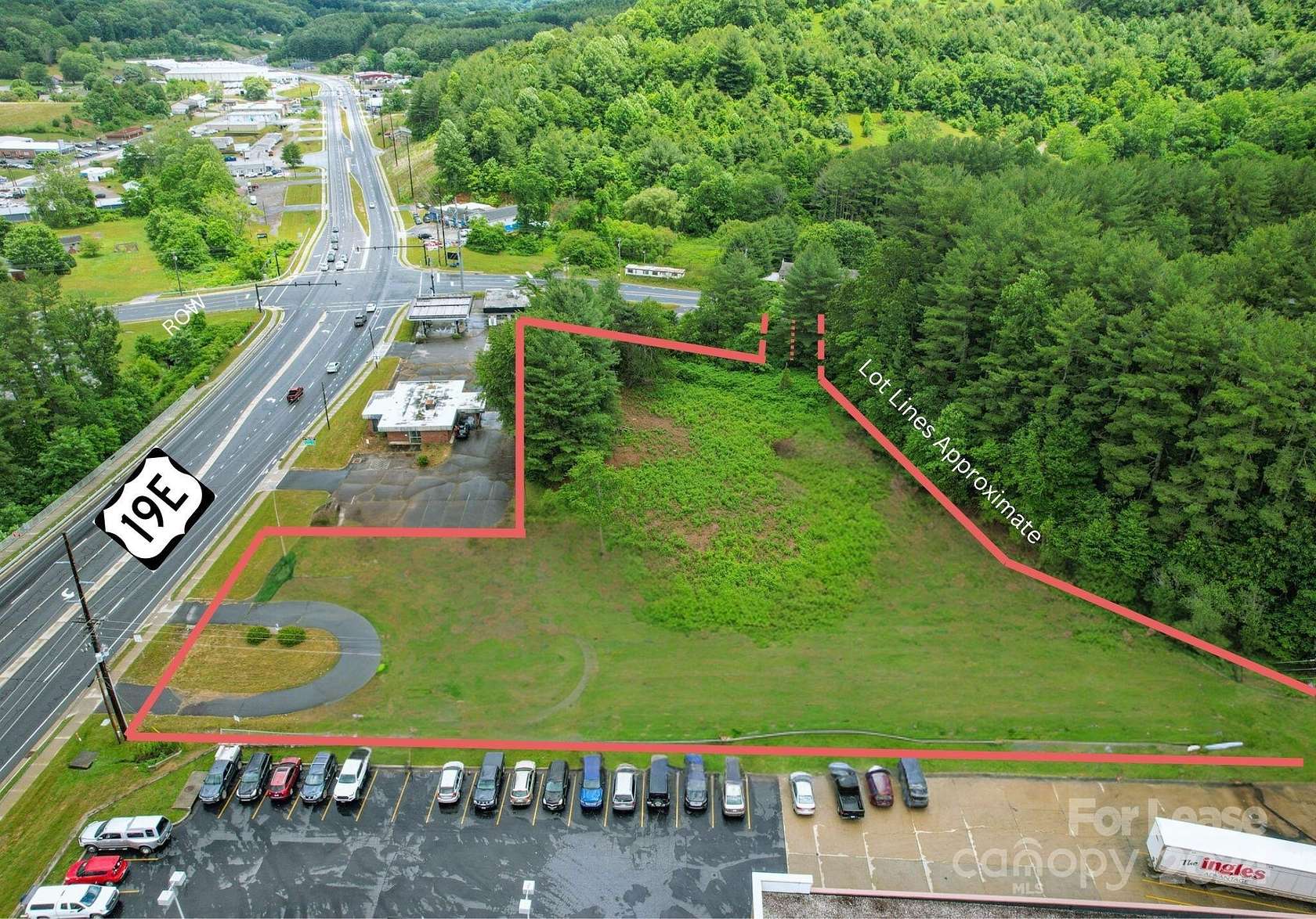 1.5 Acres of Mixed-Use Land for Lease in Burnsville, North Carolina