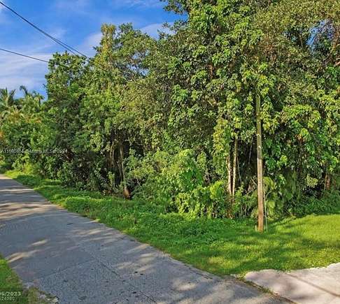 1.2 Acres of Residential Land for Sale in Parkland, Florida