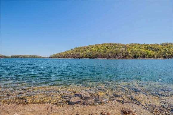 3.1 Acres of Residential Land with Home for Sale in Eureka Springs, Arkansas