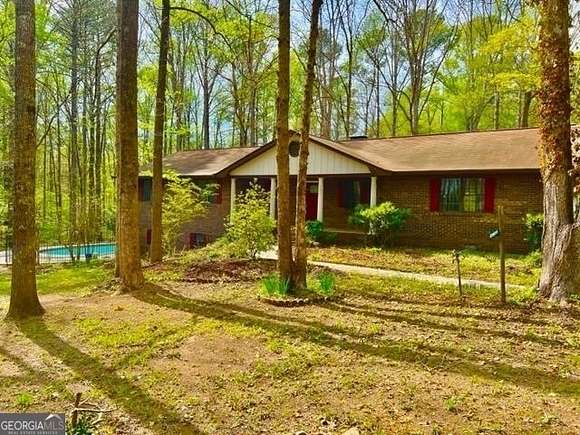 2.3 Acres of Residential Land with Home for Sale in Stockbridge, Georgia
