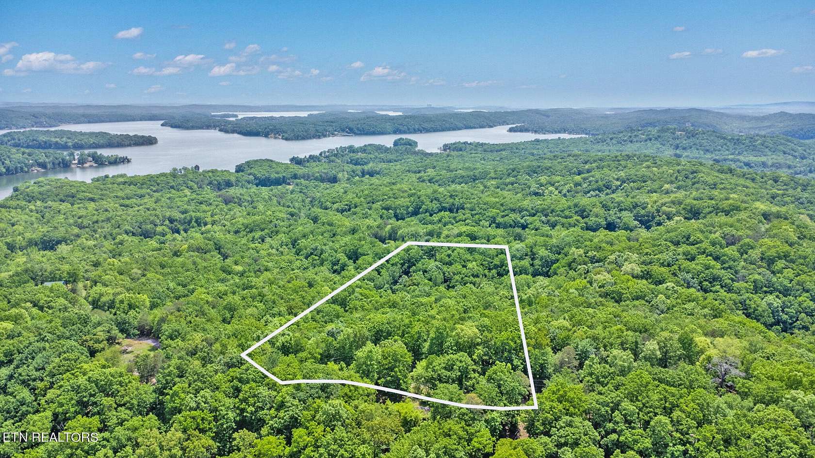 5.3 Acres of Residential Land for Sale in Rockwood, Tennessee