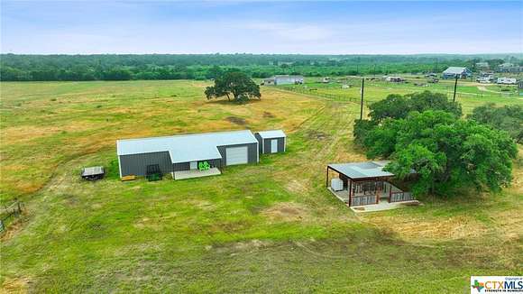 11 Acres of Improved Land for Sale in Luling, Texas