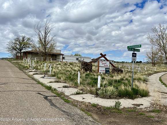 11.6 Acres of Land for Sale in Dinosaur, Colorado